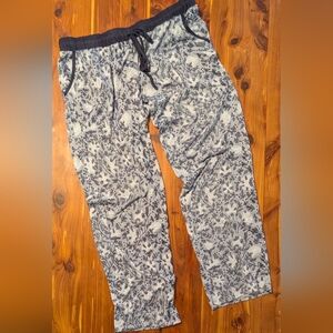 Lucky Brand Blue and White Floral Pajama Pants